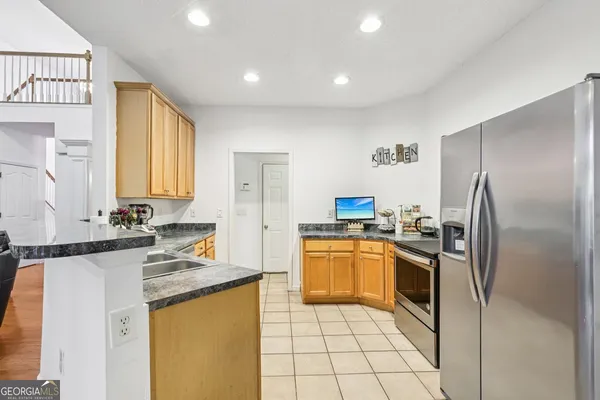 $2,900 | 255 Squire Lane, Fayetteville, GA 30214