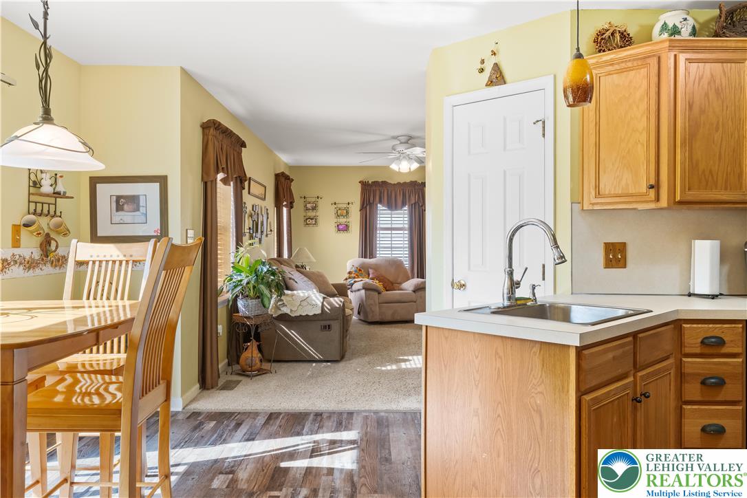 2652 Thistle Road Lower Macungie Township, PA 18062 - Photo 22 of 66