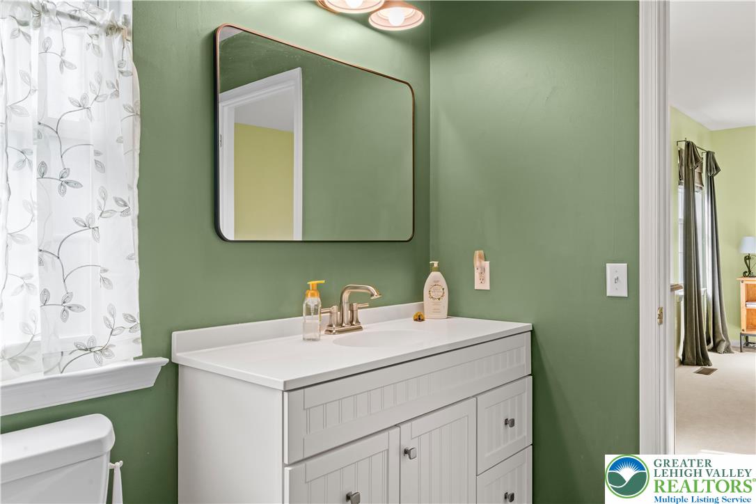 2652 Thistle Road Lower Macungie Township, PA 18062 - Photo 37 of 66