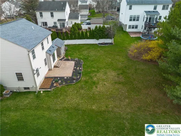 $469,900 | 2652 Thistle Road, Lower Macungie Township, PA 18062