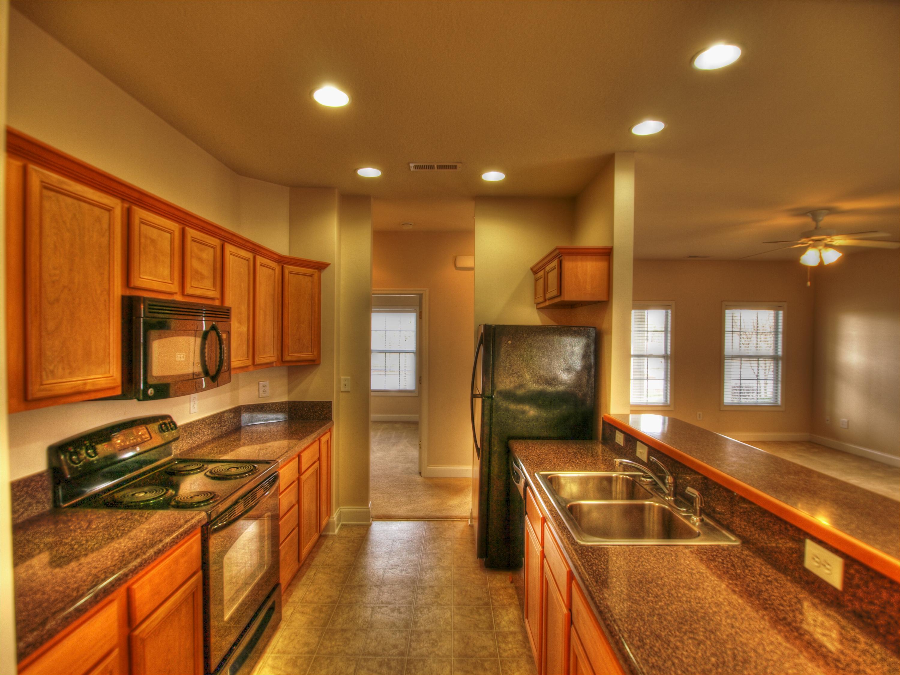 158 Hardinberry Street Oak Ridge, TN 37830 - Photo 11 of 37 All appliances remain