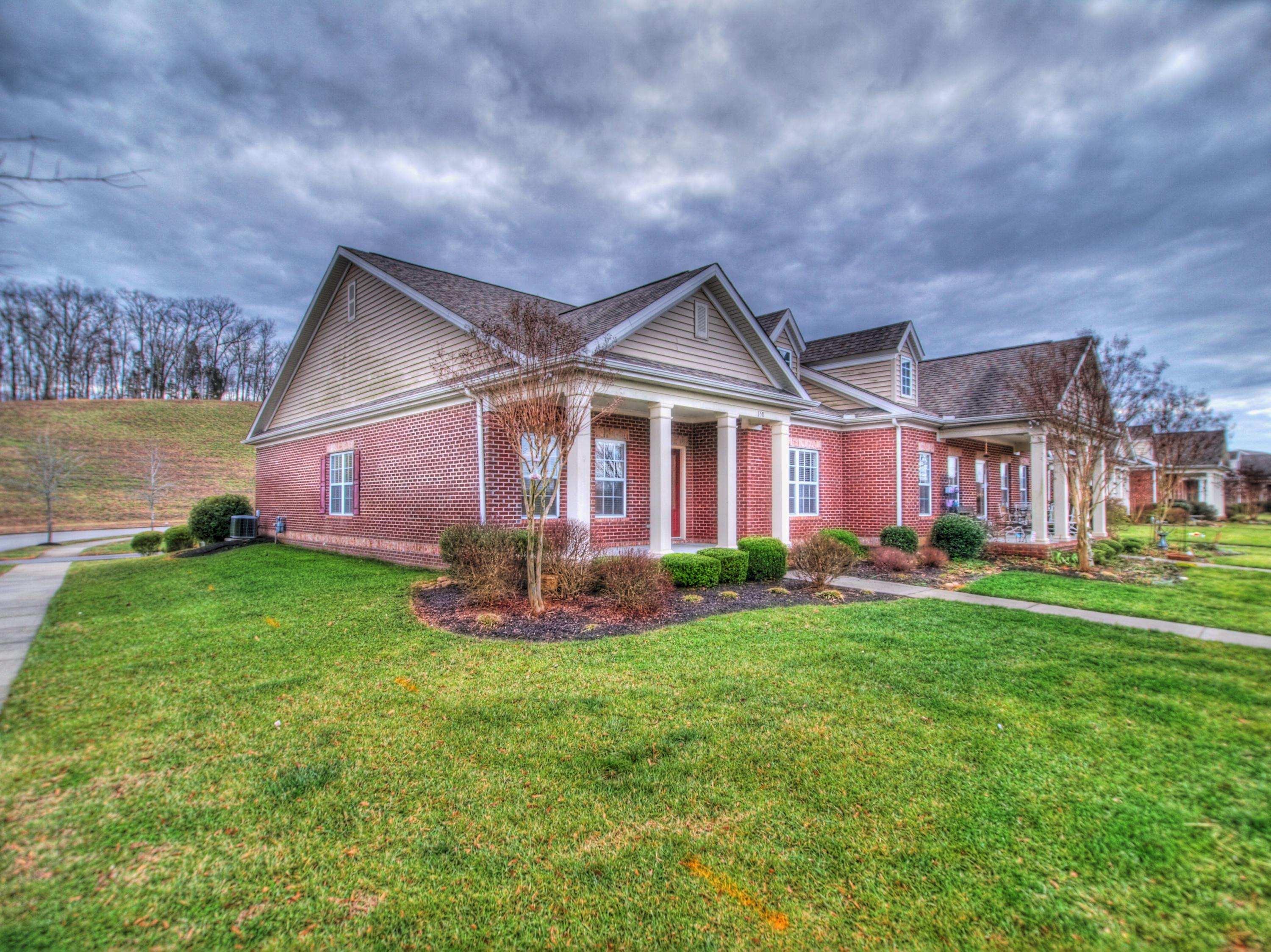 158 Hardinberry Street Oak Ridge, TN 37830 - Photo 3 of 37 Nice size yard