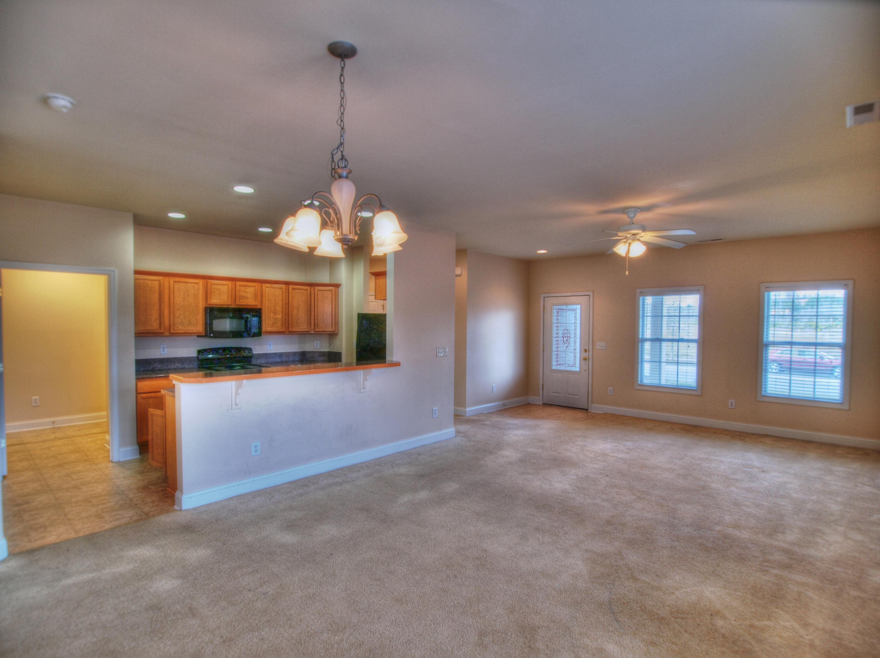 158 Hardinberry Street Oak Ridge, TN 37830 - Photo 8 of 37 Great room