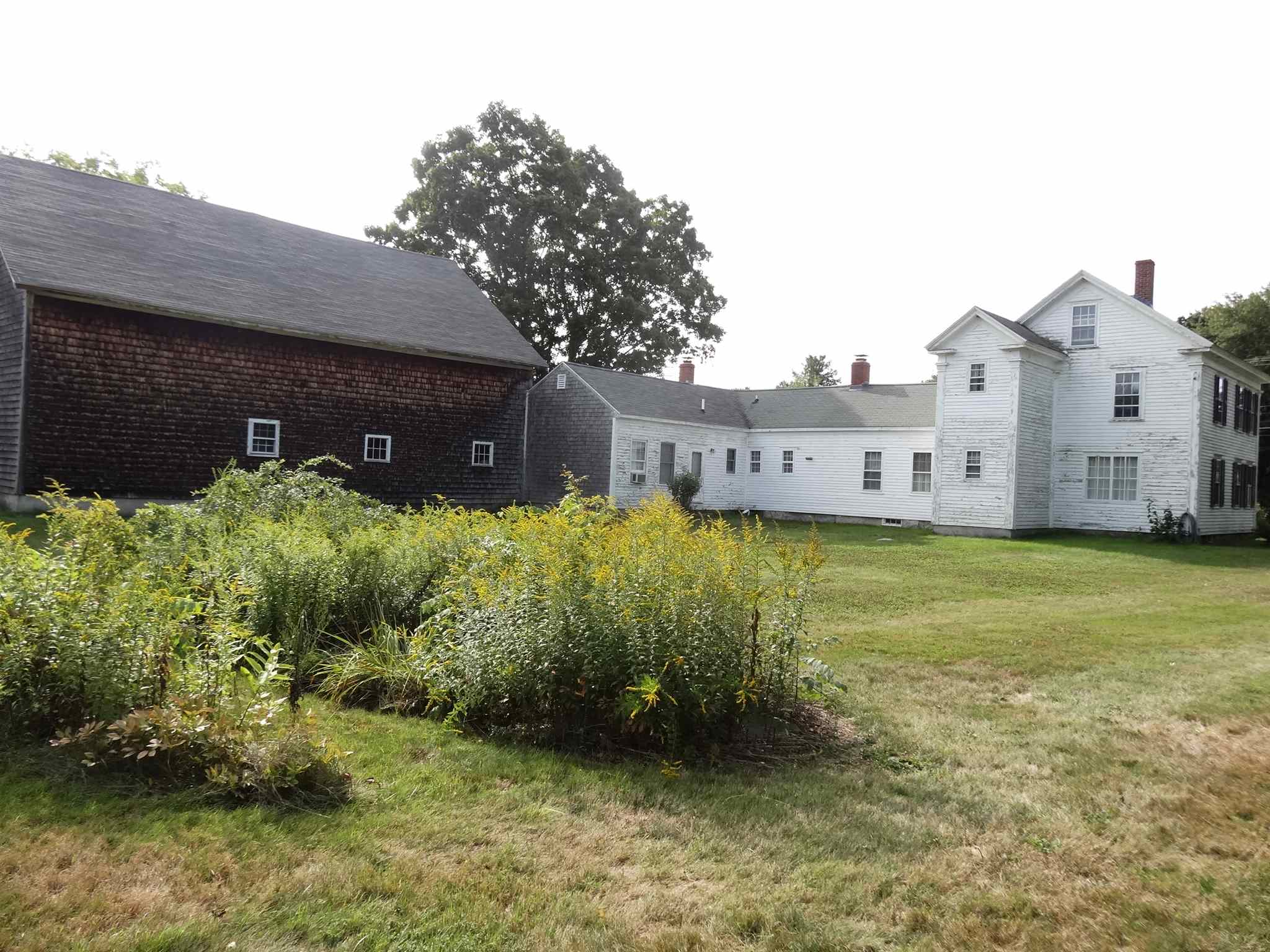 23 Weare Road Hampton Falls, NH 03844 - Photo 3 of 33