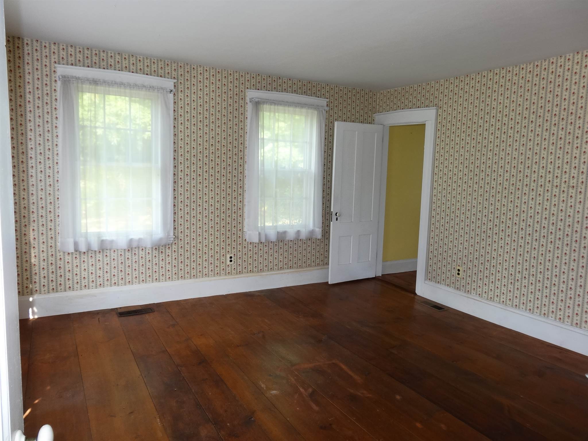 23 Weare Road Hampton Falls, NH 03844 - Photo 22 of 33