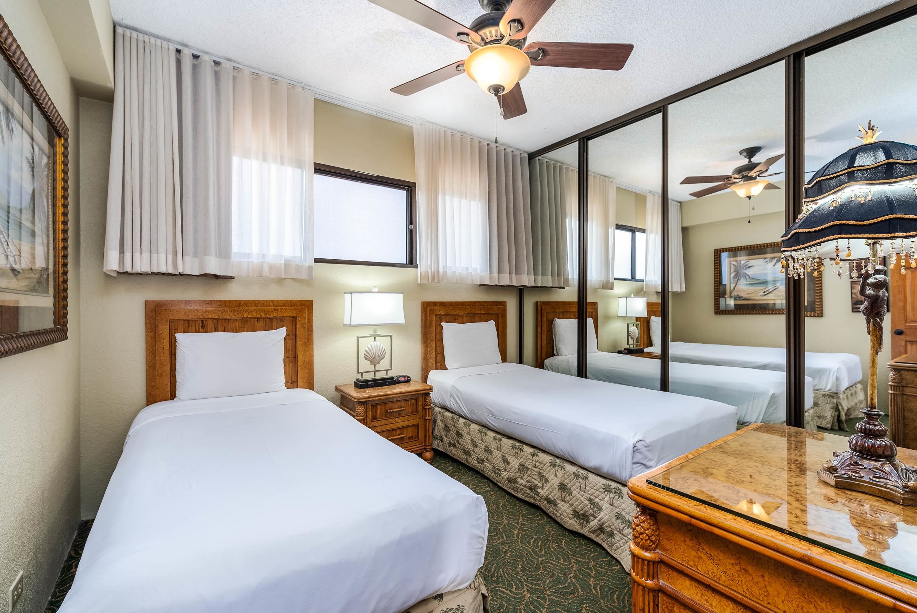 3445 Lower Honoapiilani Road, Unit 456 Lahaina, HI 96761 - Photo 16 of 32 a bedroom with bed and window