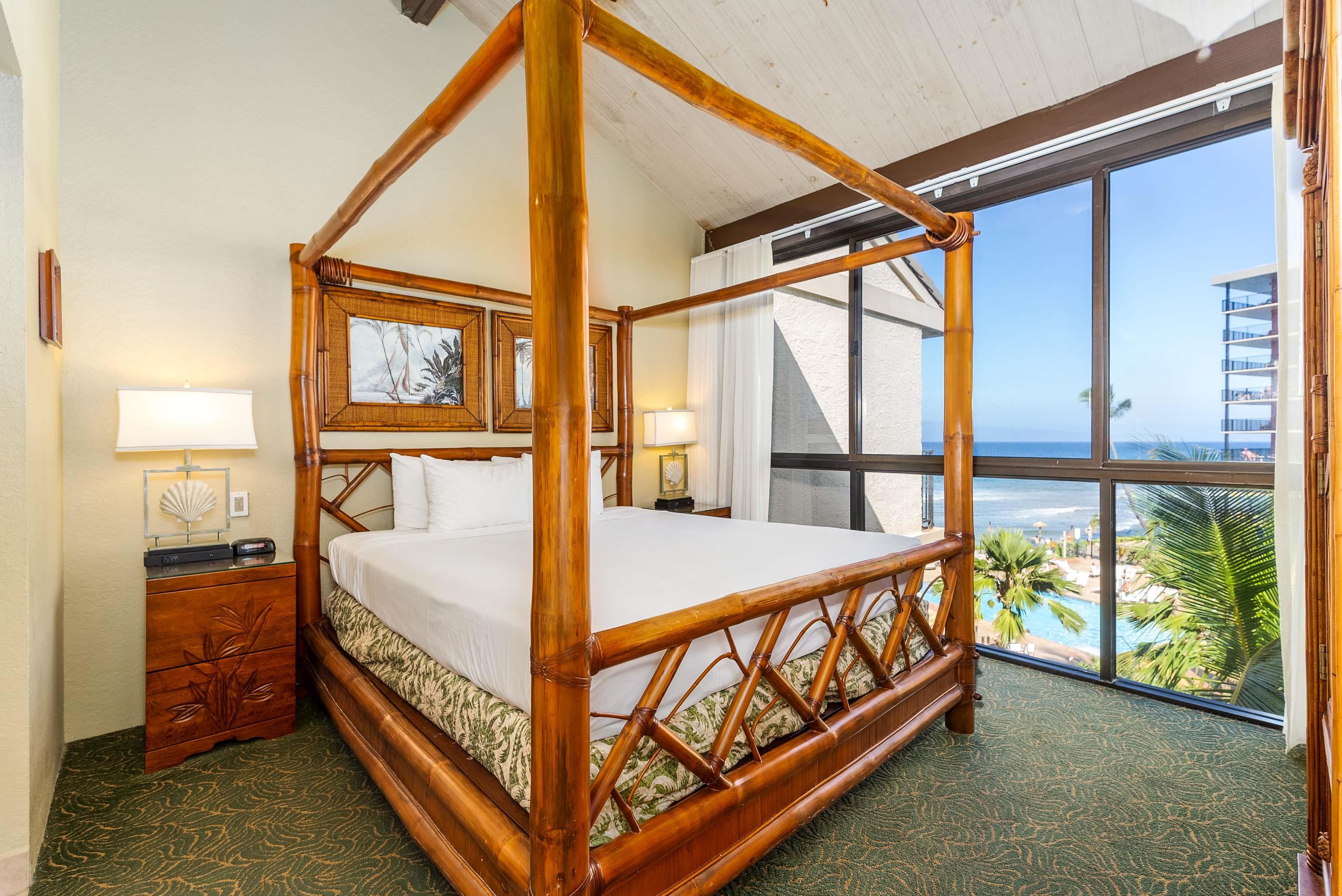 3445 Lower Honoapiilani Road, Unit 456 Lahaina, HI 96761 - Photo 19 of 32 a bed room with a bed and a window