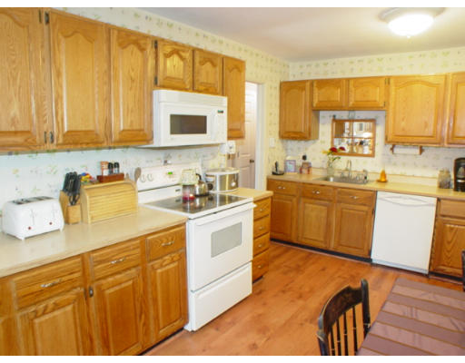 52 Mudnock Road Salisbury, MA 01952 - Photo 3 of 19 Gallery Image 3