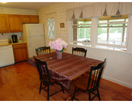 52 Mudnock Road Salisbury, MA 01952 - Photo 5 of 19 Gallery Image 5