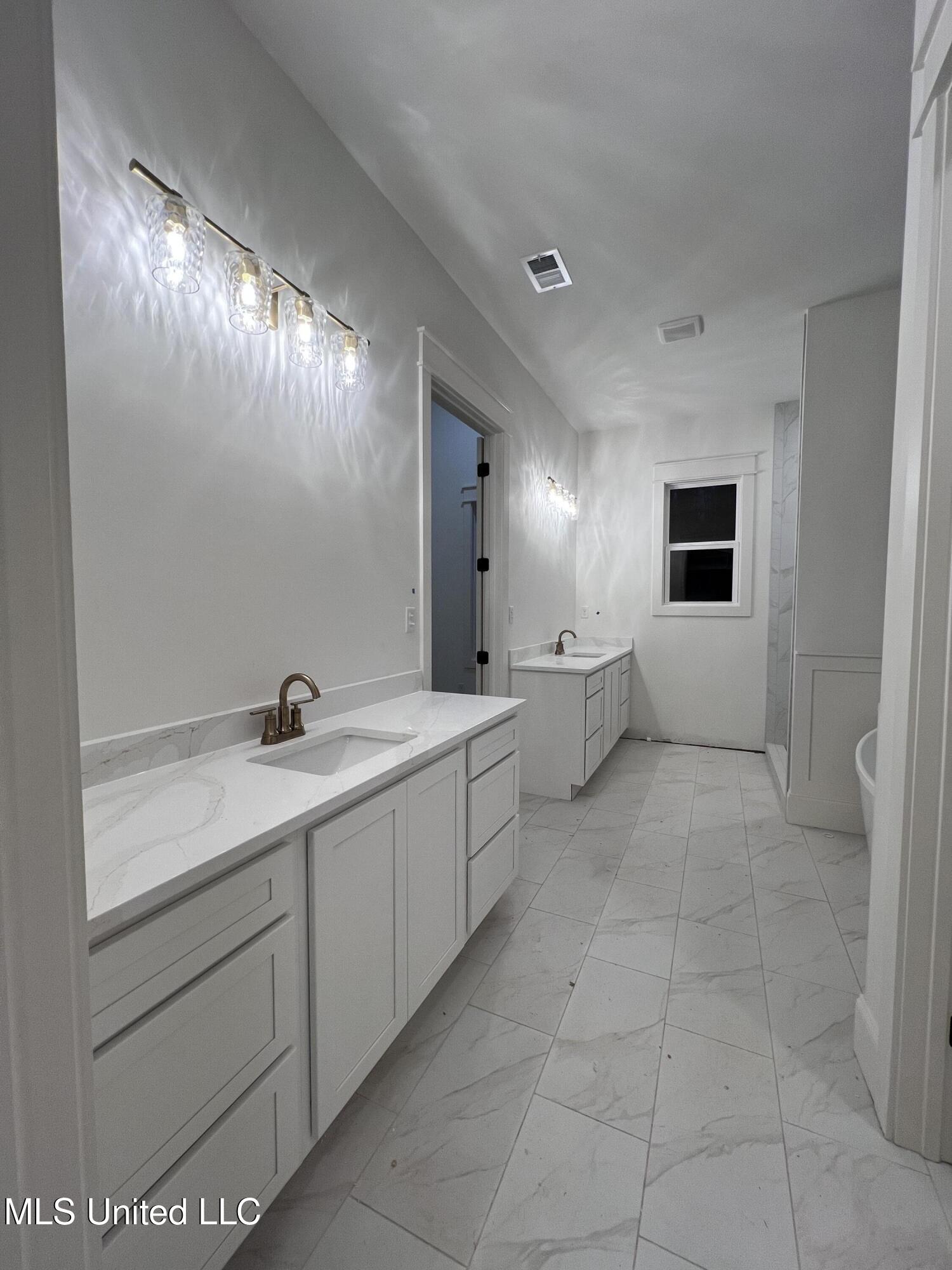 2142 Lauren Way Hernando, MS 38632 - Photo 22 of 40 IMG_5596