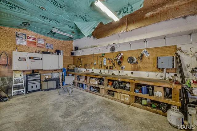 $300,000 | 10324 Vine Road, Cadet, MO 63630