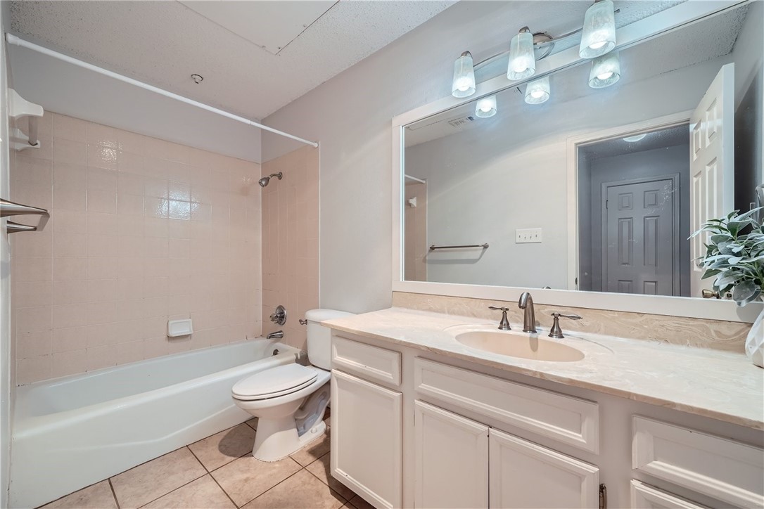 9100 Mountain Ridge Drive, Unit 106 Austin, TX 78759 - Photo 12 of 14