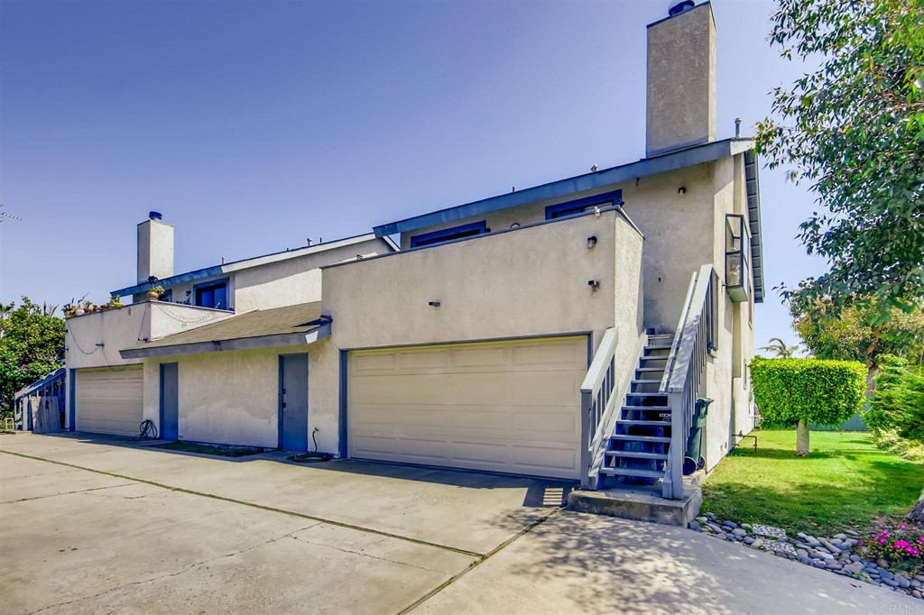 658 Santa Fe Drive Encinitas, CA 92024 - Photo 4 of 39