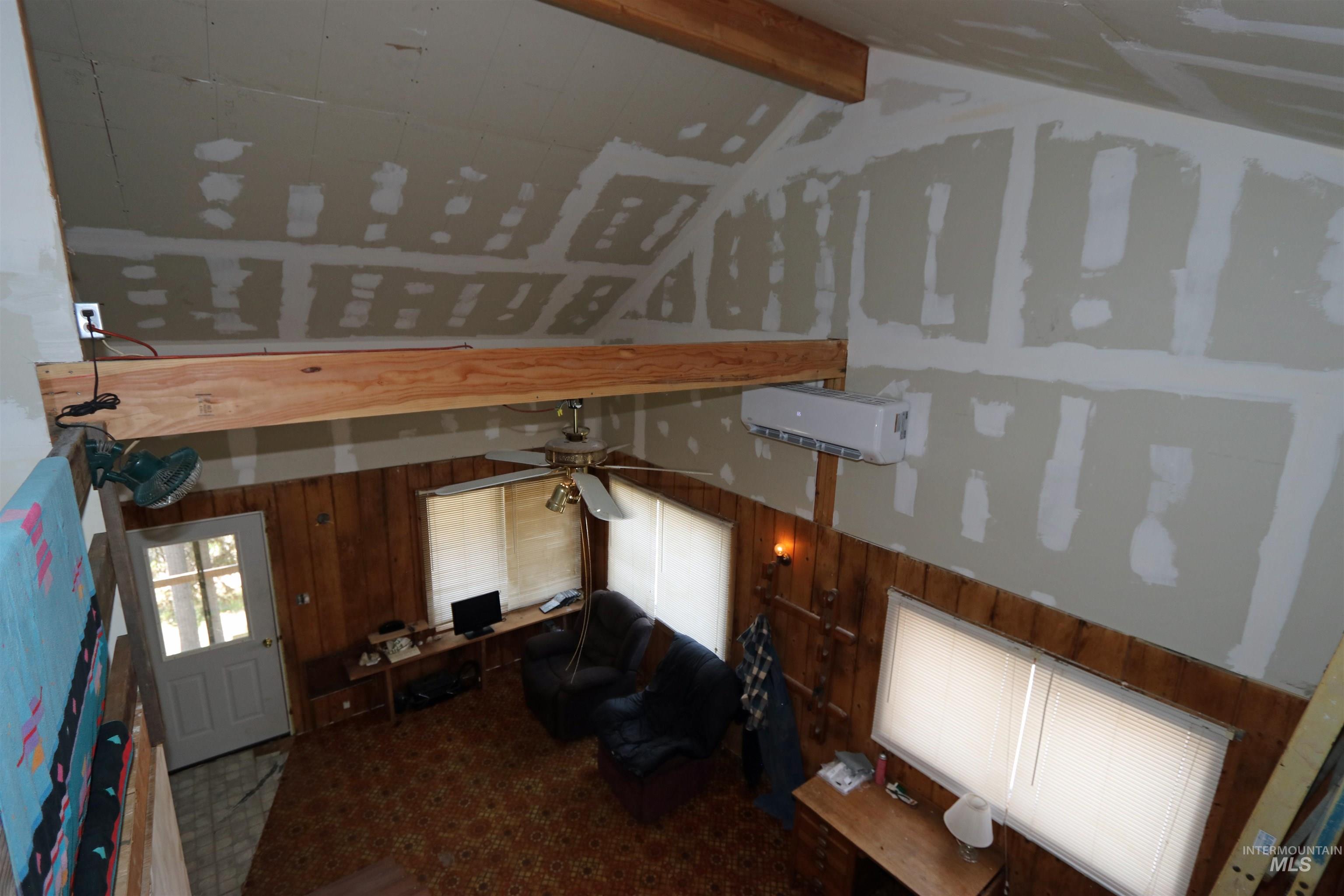 1201 Pfi Extension Elk City, ID 83525 - Photo 18 of 50 Living room with an office area