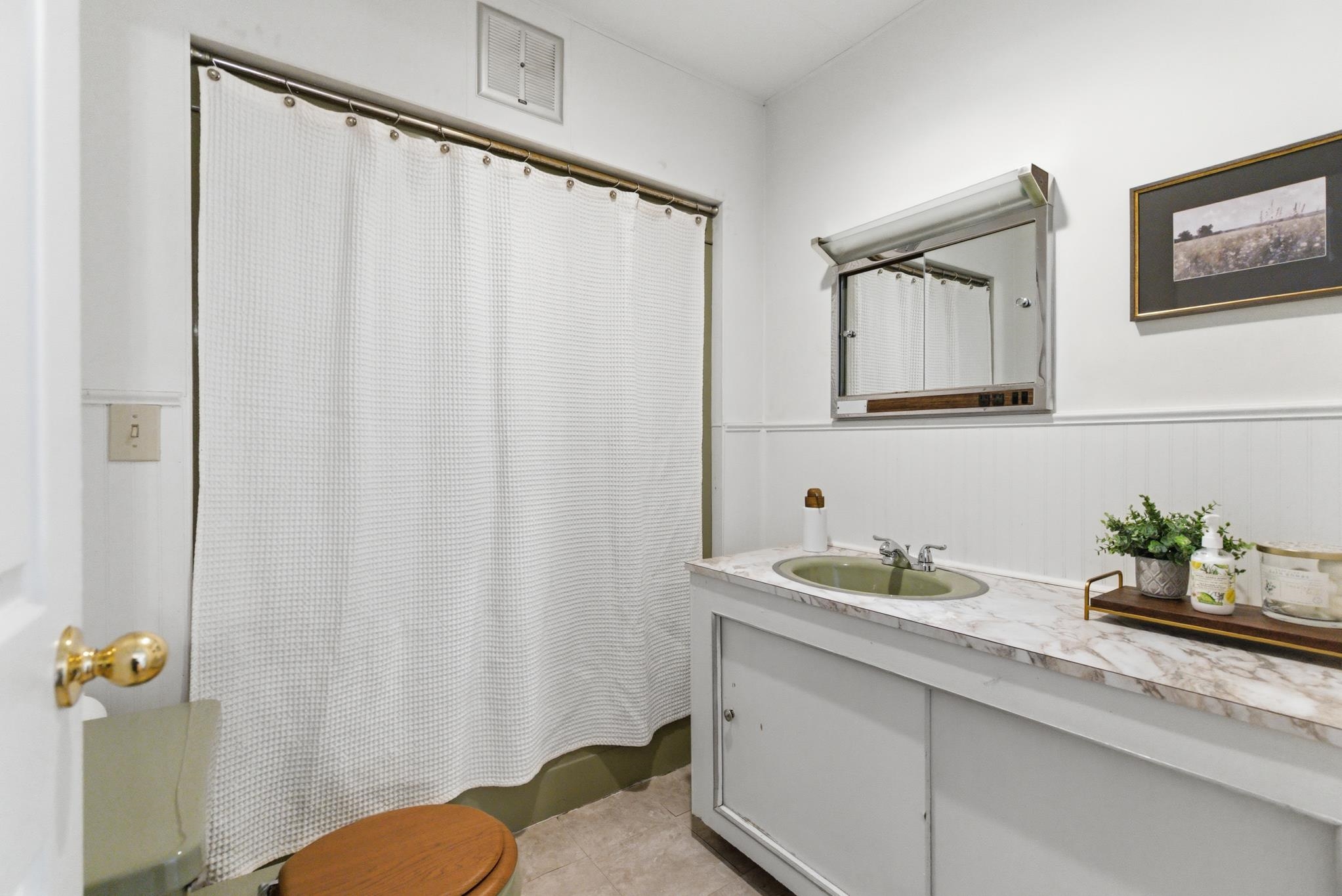 408 Manchester Road Auburn, NH 03032 - Photo 16 of 47