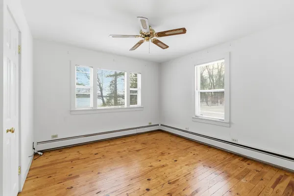 $480,000 | 408 Manchester Road, Auburn, NH 03032