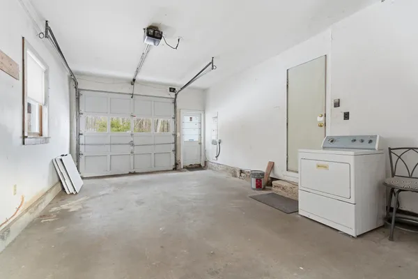 $480,000 | 408 Manchester Road, Auburn, NH 03032