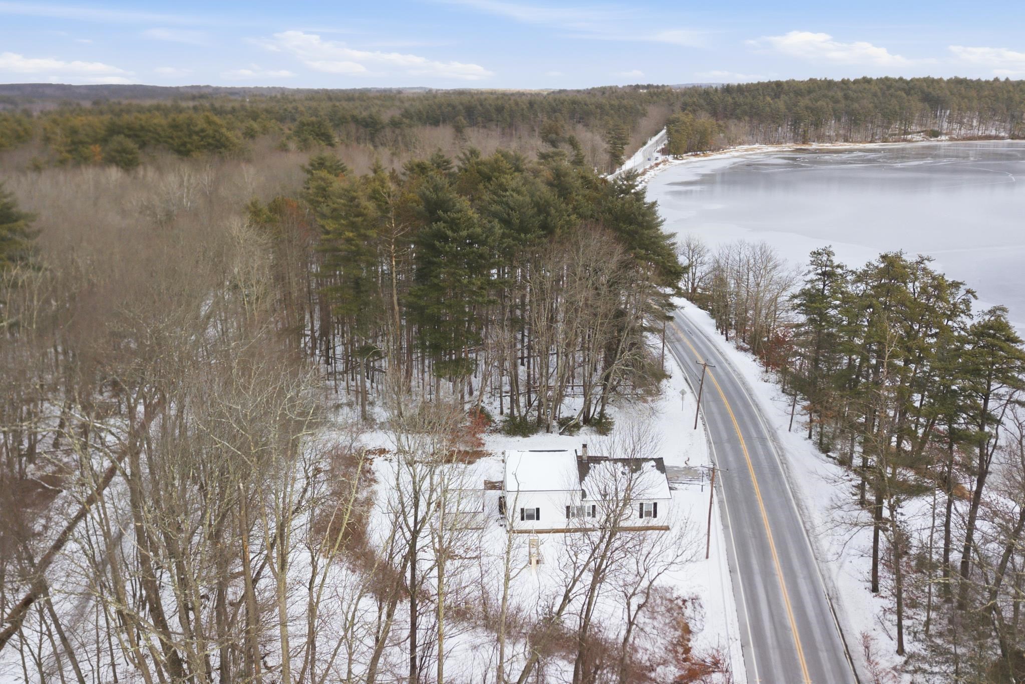 408 Manchester Road Auburn, NH 03032 - Photo 40 of 47