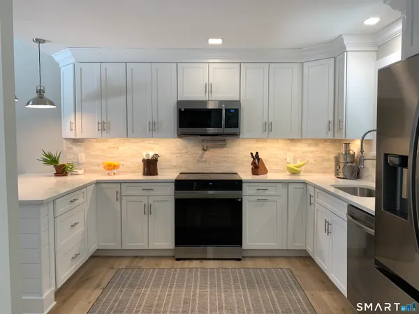 $3,100 | 400 Heritage Village, Unit A, Southbury, CT 06488