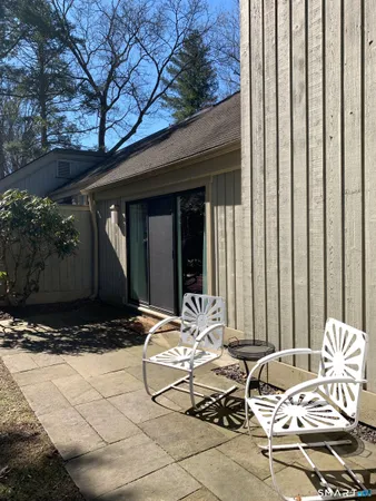 $3,100 | 400 Heritage Village, Unit A, Southbury, CT 06488