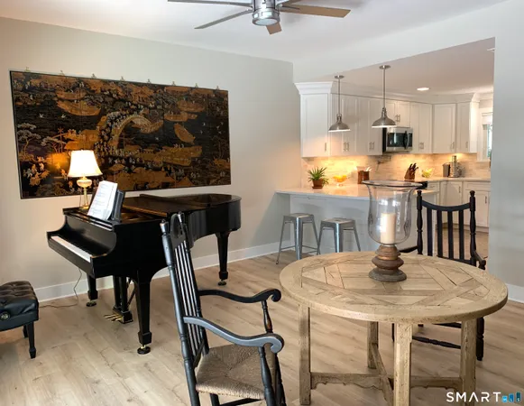 $3,100 | 400 Heritage Village, Unit A, Southbury, CT 06488