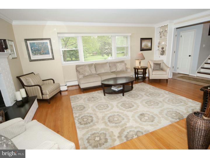 420 Wyndon Road Ambler, PA 19002 - Photo 5 of 25 Living Room