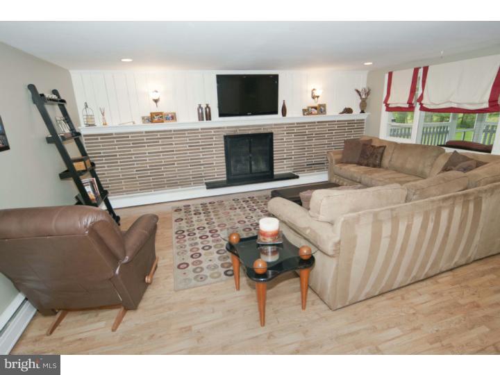 420 Wyndon Road Ambler, PA 19002 - Photo 10 of 25 Family Room