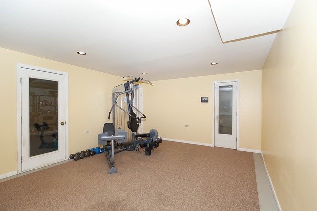 26150 West Cuba Road Barrington, IL 60010 - Photo 4 of 9 Gallery Image 4