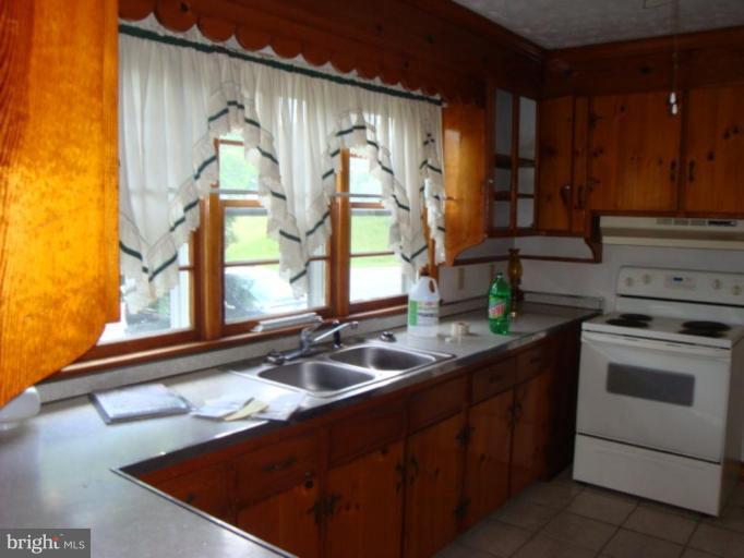 3001 Papermill Road Winchester, VA 22601 - Photo 5 of 8 Kitchen