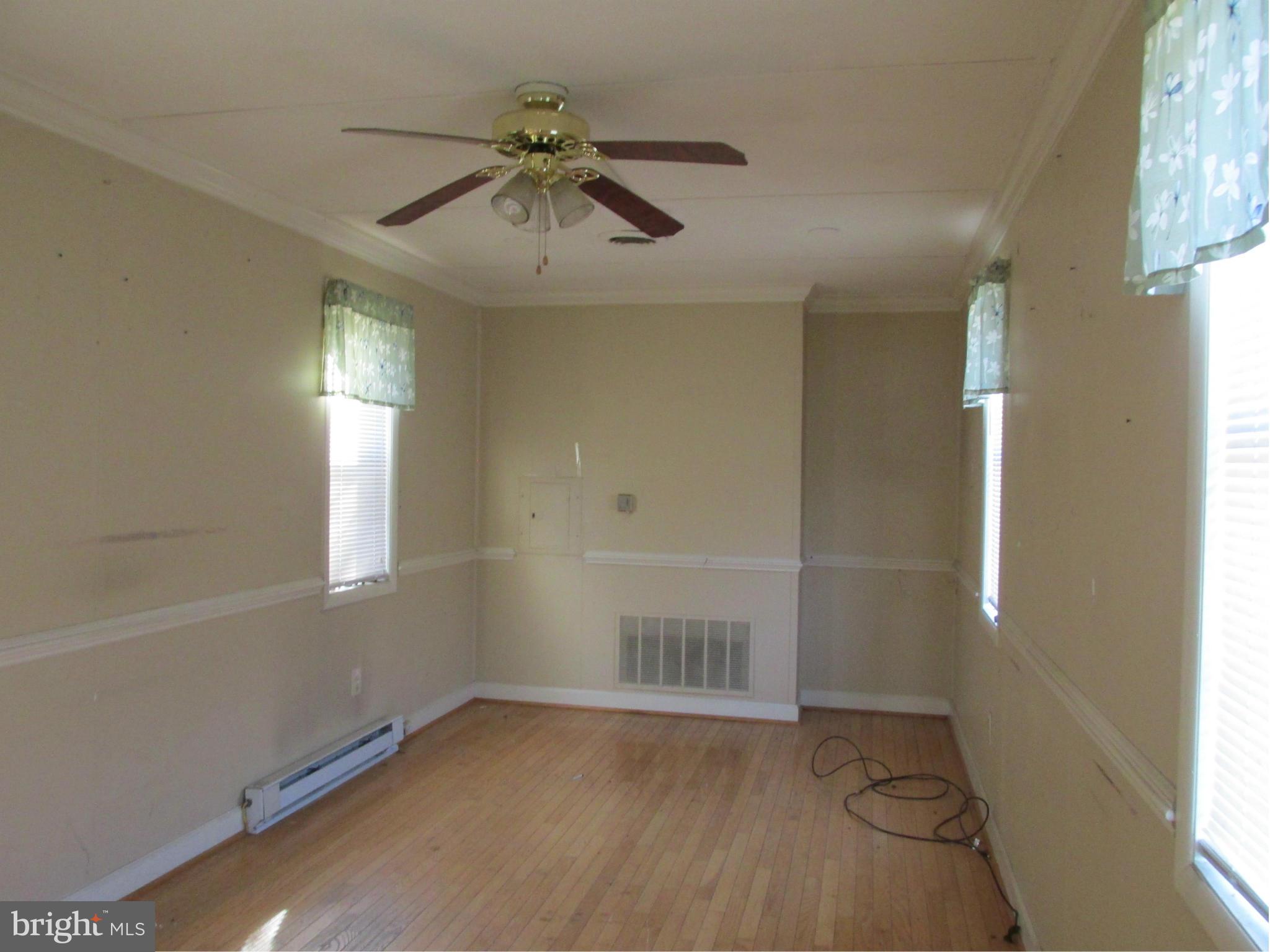 3261 Rt 522 Valley Road Berkeley Springs, WV 25411 - Photo 3 of 8 View