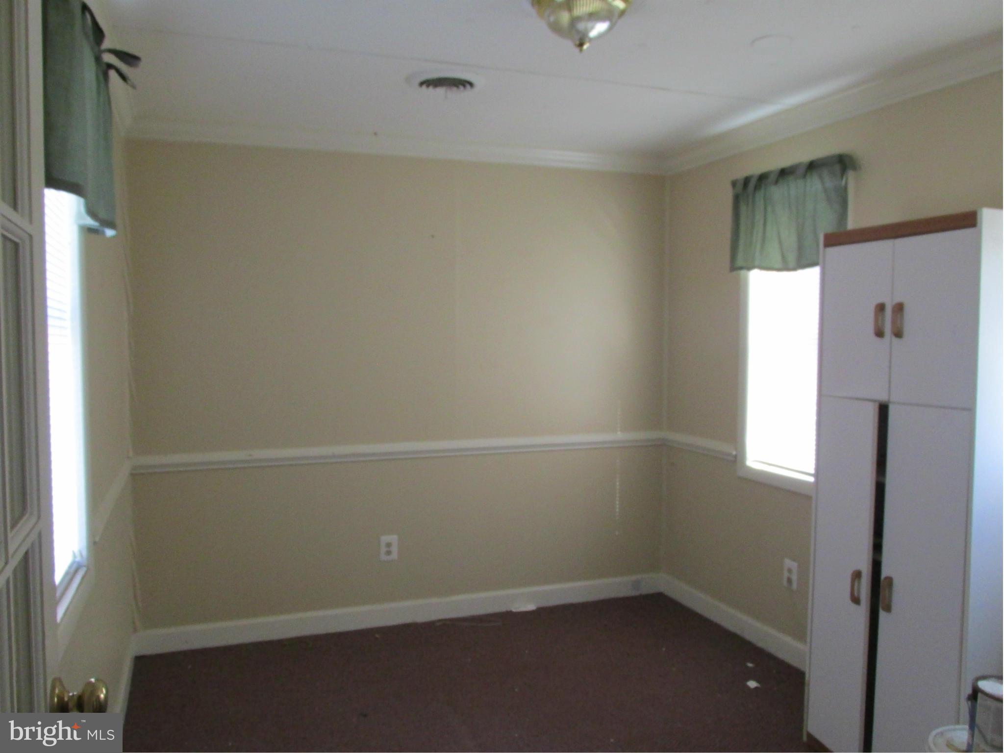 3261 Rt 522 Valley Road Berkeley Springs, WV 25411 - Photo 4 of 8 View
