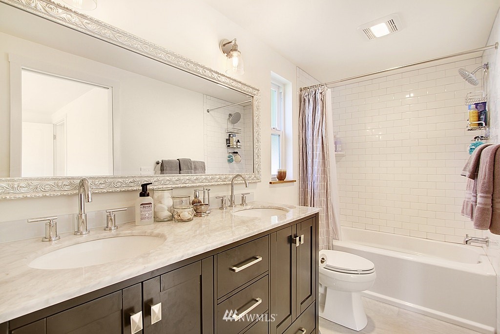 3536 Southeast 5th Street Renton, WA 98058 - Photo 12 of 22