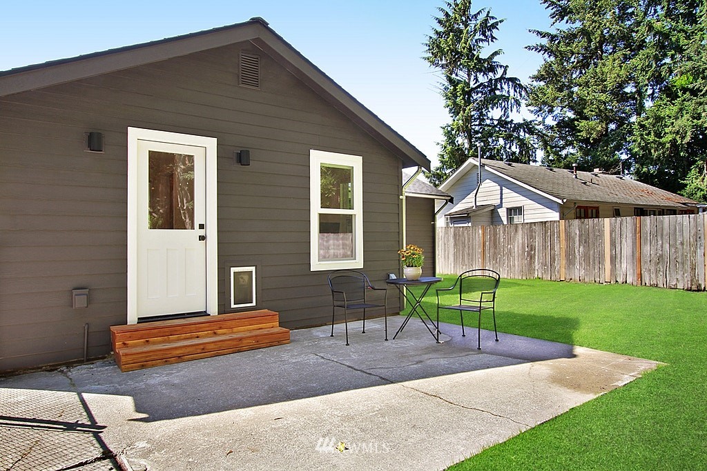 3536 Southeast 5th Street Renton, WA 98058 - Photo 18 of 22