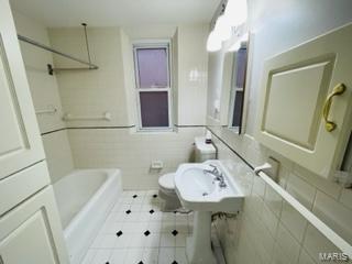 408 South Hanley Road, Unit A St. Louis, MO 63105 - Photo 10 of 16