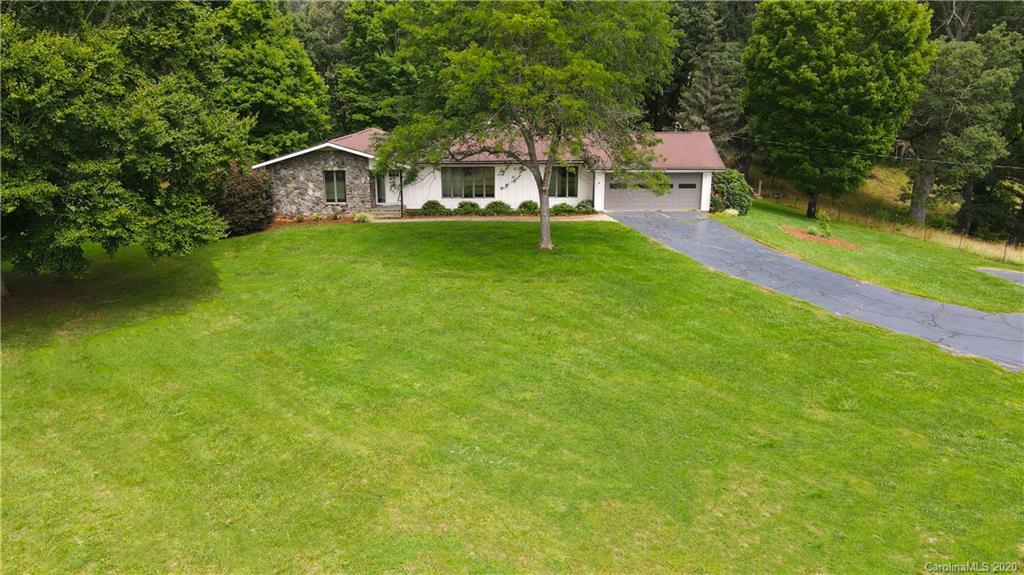 405 Hillvilla Road Canton, NC 28716 - Photo 2 of 38