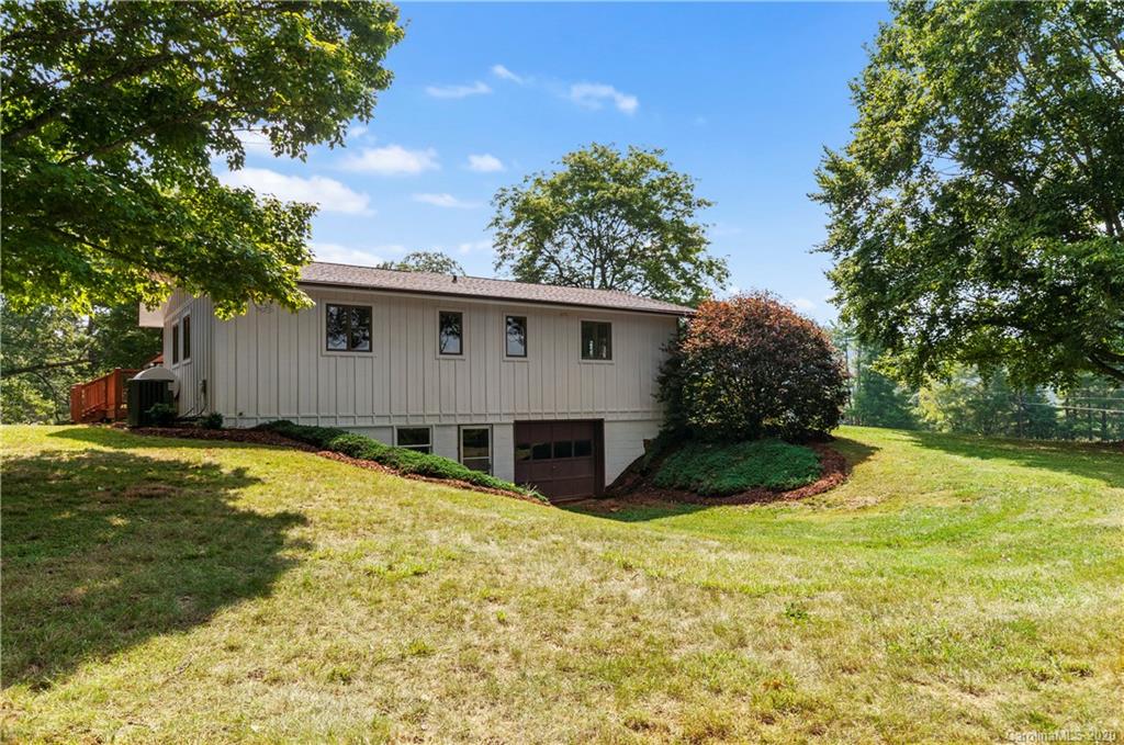 405 Hillvilla Road Canton, NC 28716 - Photo 4 of 38
