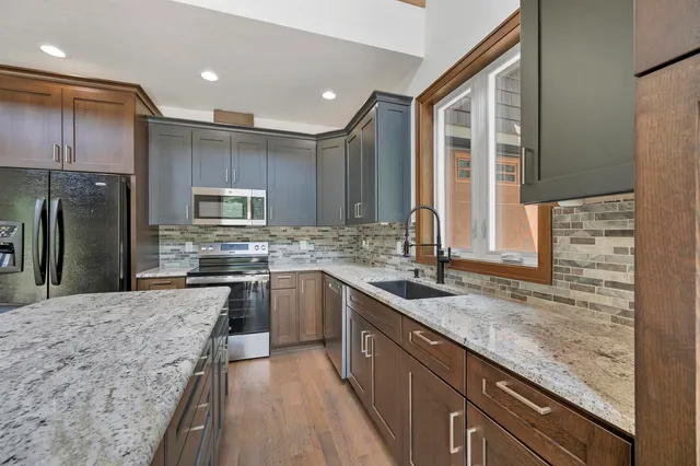 $499,900 | W13139 Balsam Lake Road, Crivitz, WI 54114