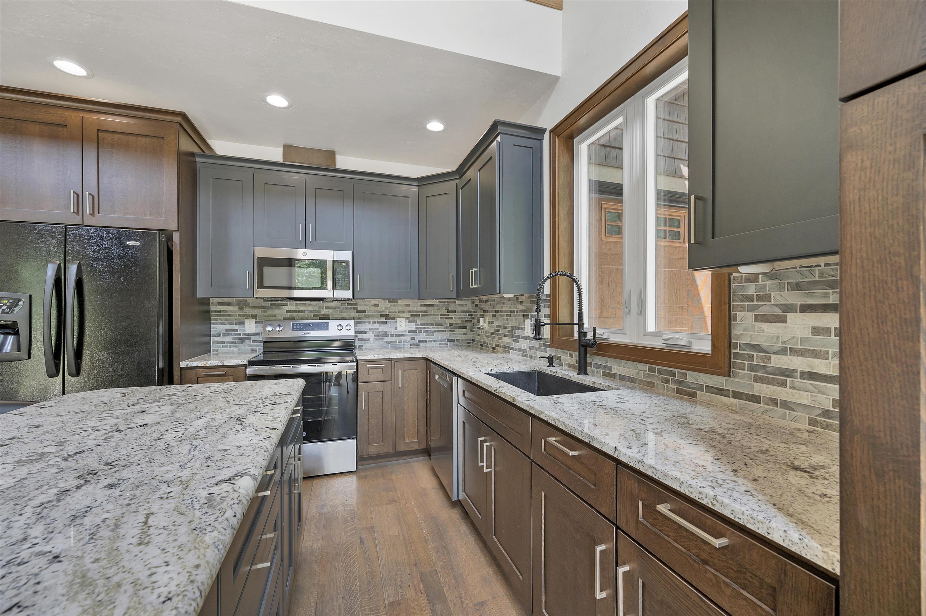 W13139 Balsam Lake Road Crivitz, WI 54114 - Photo 16 of 44