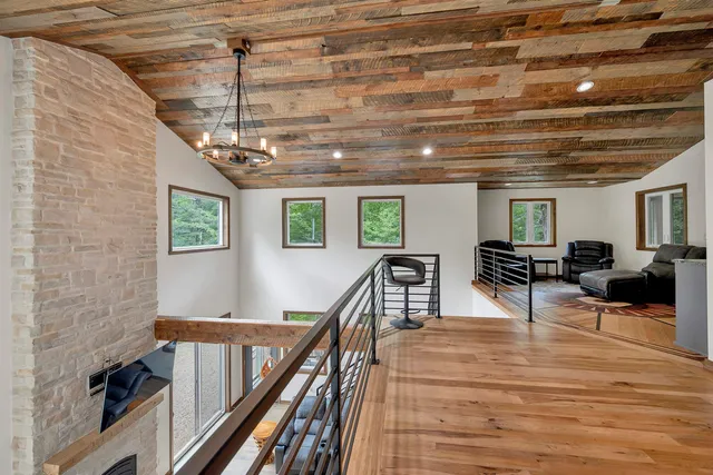 $499,900 | W13139 Balsam Lake Road, Crivitz, WI 54114