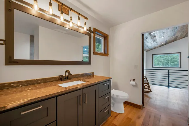 $499,900 | W13139 Balsam Lake Road, Crivitz, WI 54114