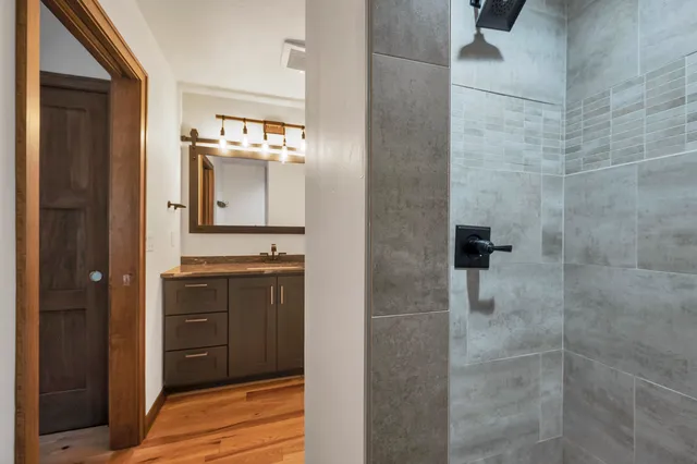 $499,900 | W13139 Balsam Lake Road, Crivitz, WI 54114