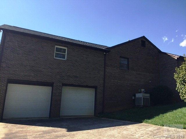 3417 Pax Hill Road Morganton, NC 28655 - Photo 3 of 17 Gallery Image 3