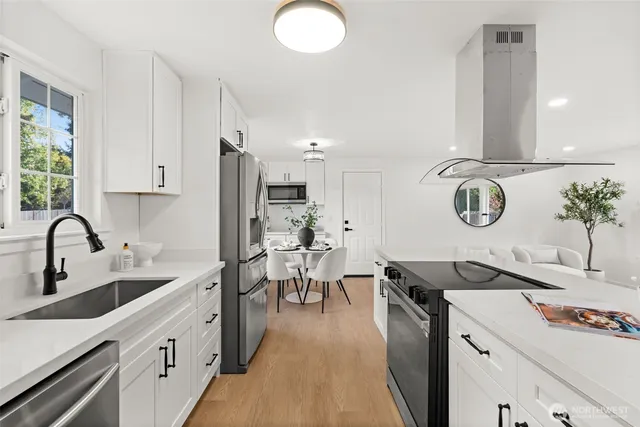 $575,000 | 7912 56th Ave Court East, Puyallup, WA 98371