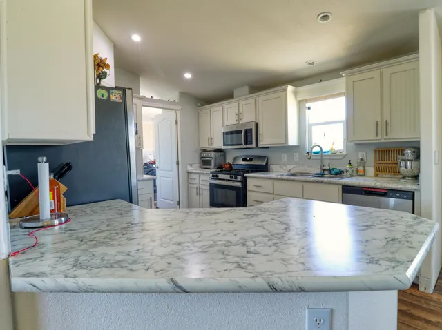$2,100 | 60661 Chalet Drive, Mountain Center, CA 92561