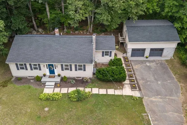 $399,000 | 822 Hardwick Road, Hardwick, MA 01037
