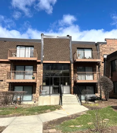 $1,650 | 112 Mullingar Court, Unit 3C, Schaumburg, IL 60193