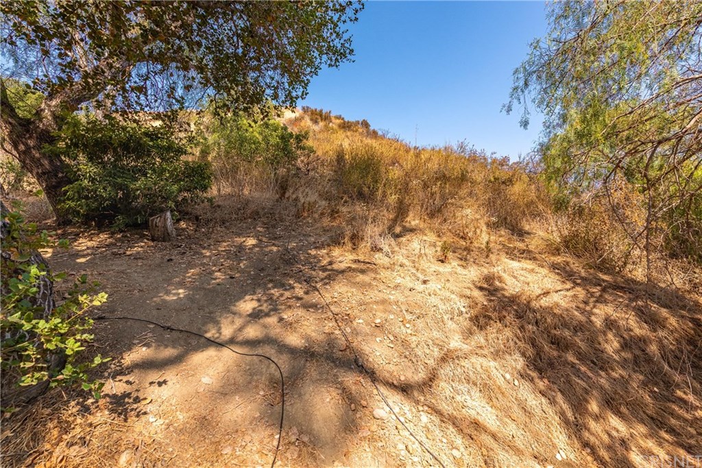 1125 Black Canyon Road Simi Valley, CA 93063 - Photo 24 of 27