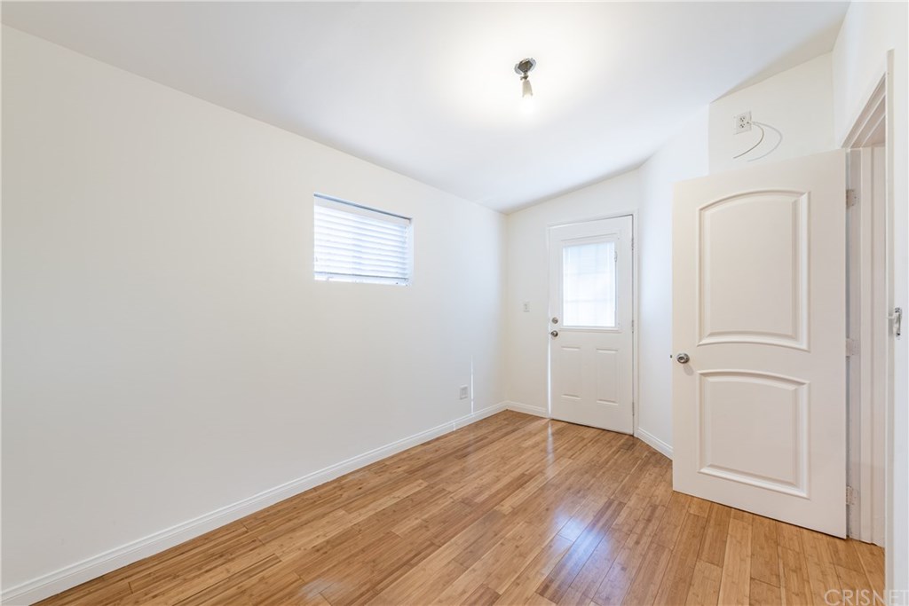 1125 Black Canyon Road Simi Valley, CA 93063 - Photo 6 of 27