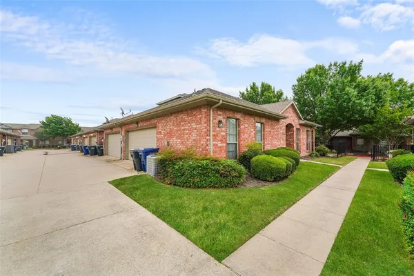 $300,000 | 575 South Virginia Hills Drive, Unit 1106, McKinney, TX 75072