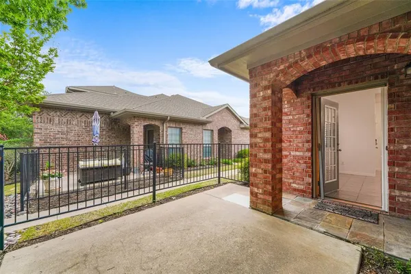 $300,000 | 575 South Virginia Hills Drive, Unit 1106, McKinney, TX 75072